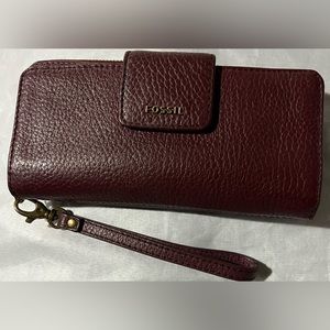 Fossil wallet burgundy